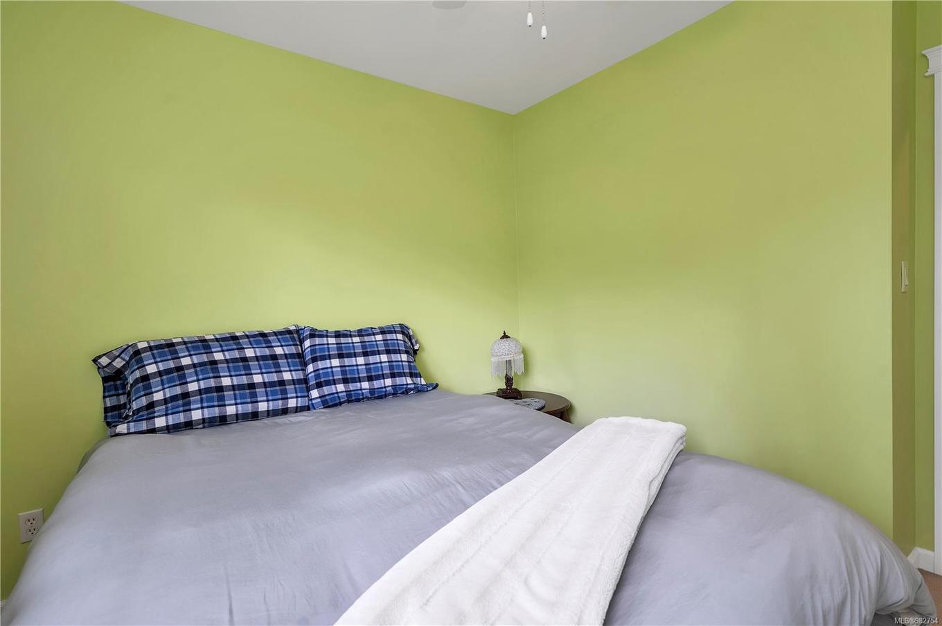 740 Nicholls Rd, Campbell River, BC