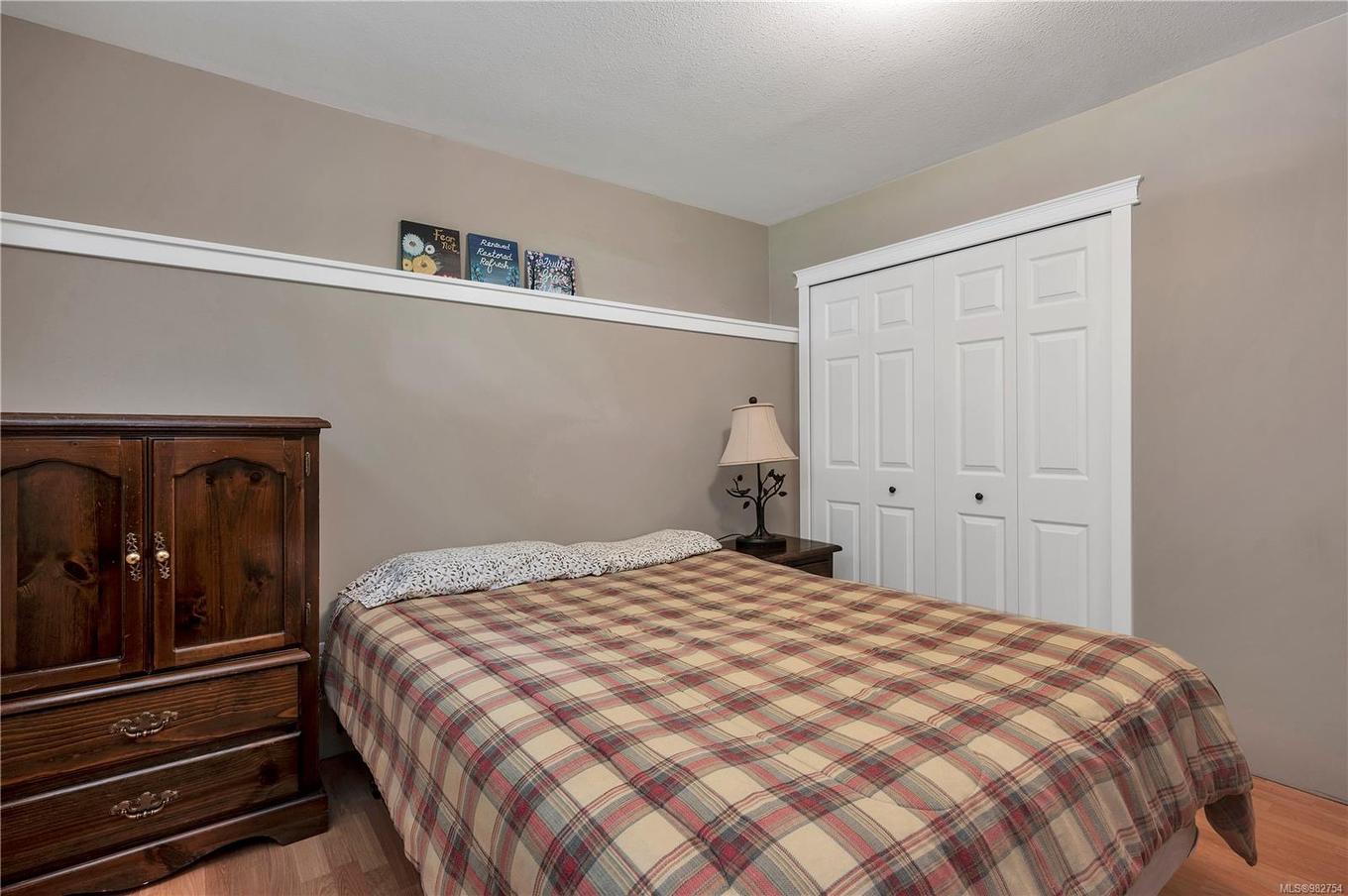 740 Nicholls Rd, Campbell River, BC