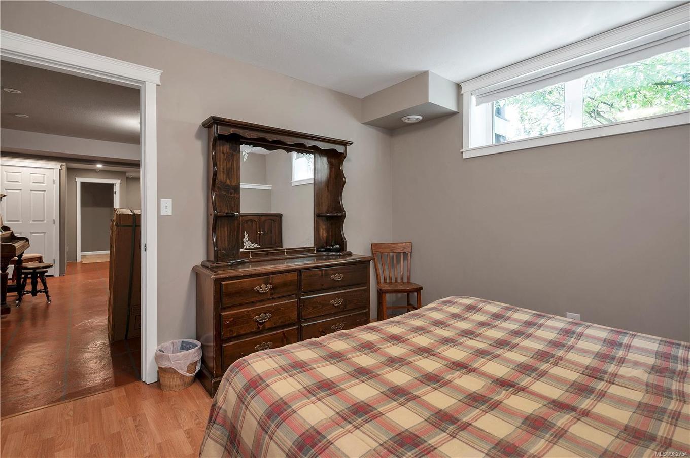 740 Nicholls Rd, Campbell River, BC