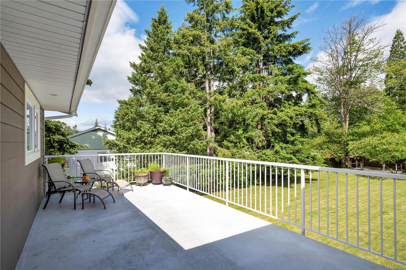 740 Nicholls Rd, Campbell River, BC