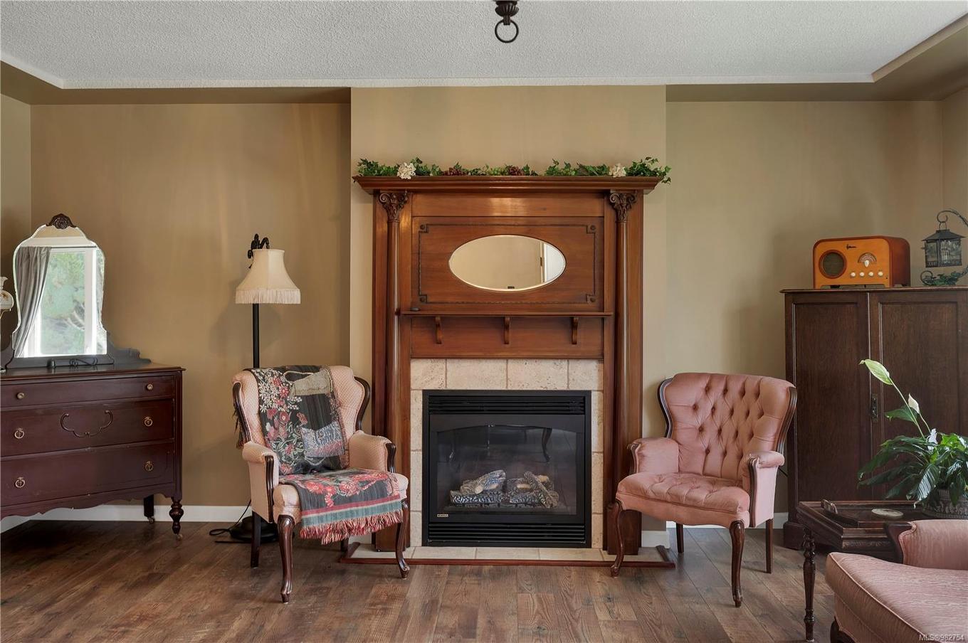 740 Nicholls Rd, Campbell River, BC