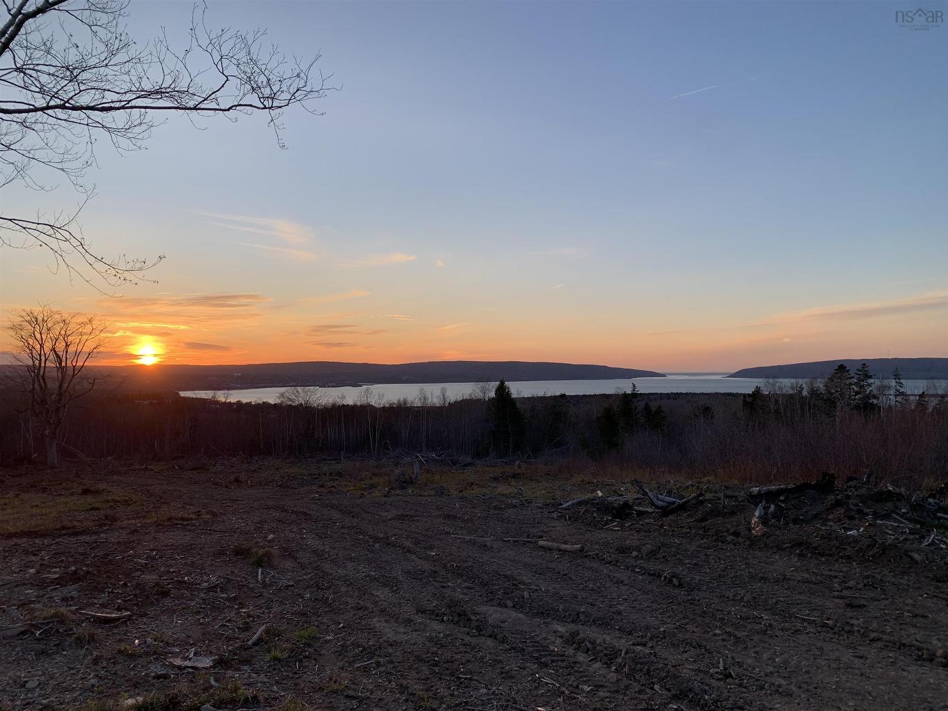 101 Highway, Smiths Cove, NS