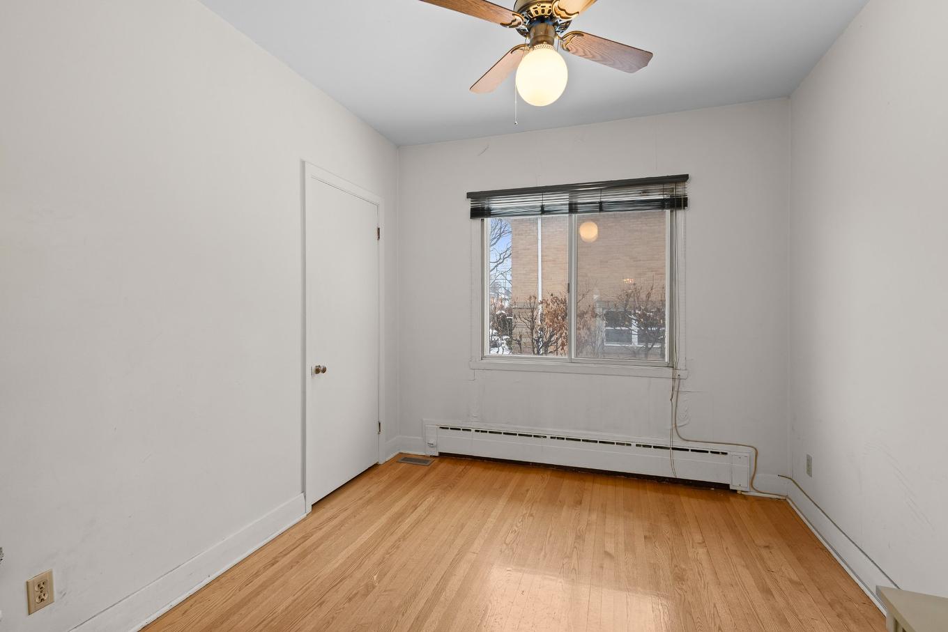 Chambre à coucher - 1909 Crois. Surrey, Mont-Royal, QC - Indoor Photo Showing Other Room