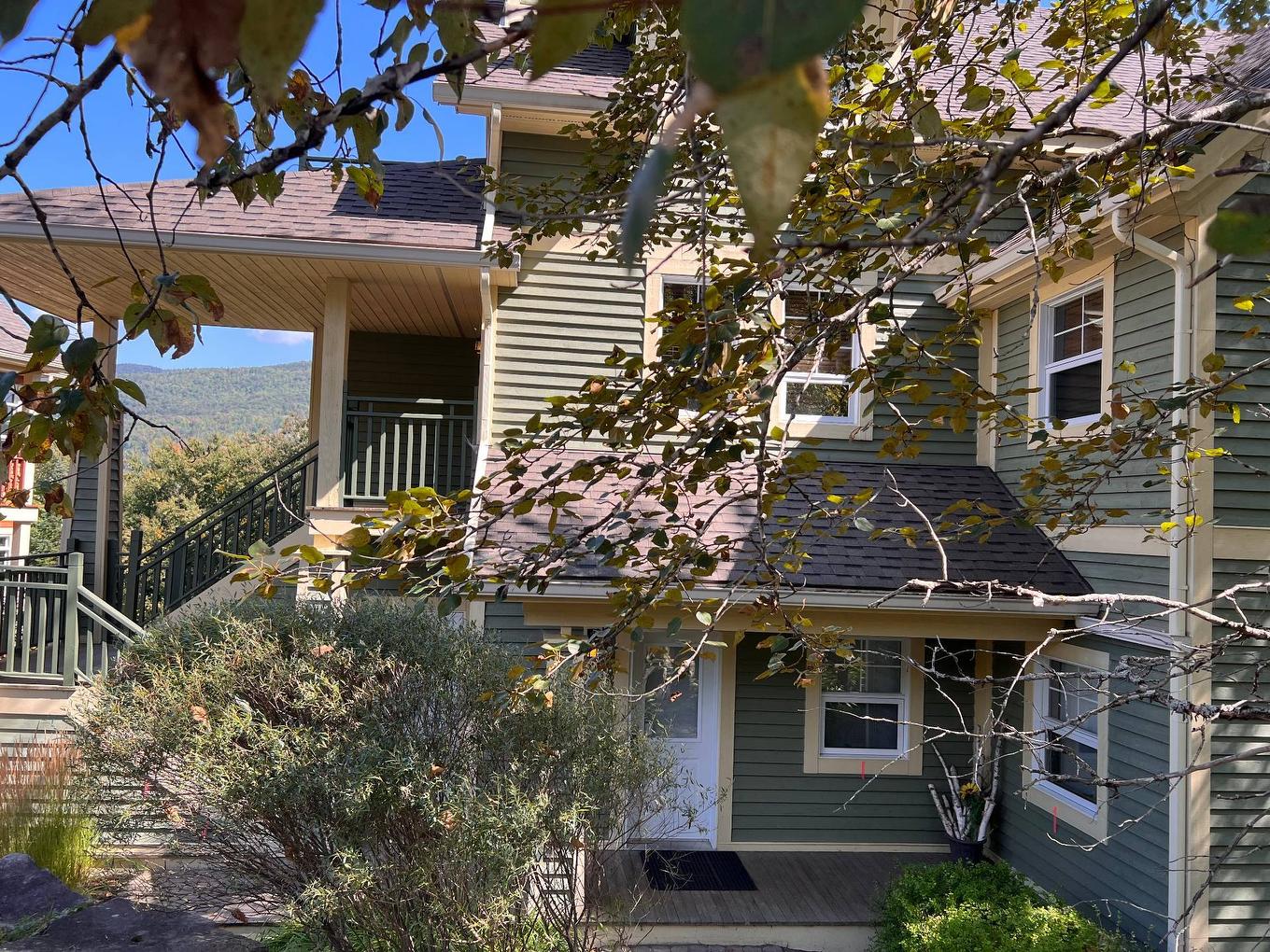 Back facade - 2-209 Ch. Des Quatre-Sommets, Mont-Tremblant, QC - Outdoor