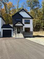 93 Ch. des Monts Val-Des-Monts, QC J8N 2L2