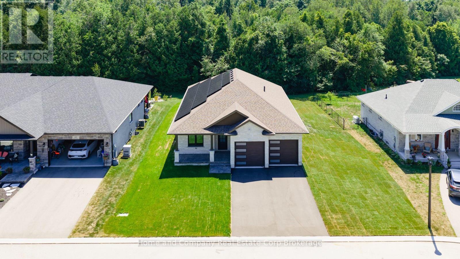 61 Deer Ridge Lane, Bluewater (Bayfield), ON - Outdoor