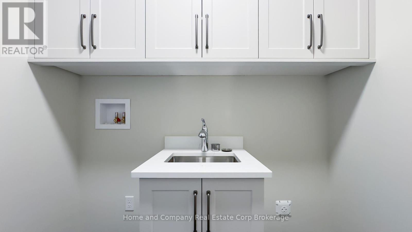 61 Deer Ridge Lane, Bluewater (Bayfield), ON -