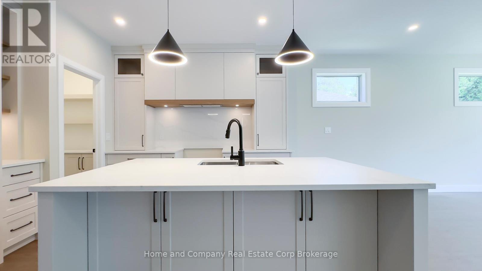 61 Deer Ridge Lane, Bluewater (Bayfield), ON - Indoor Photo Showing Kitchen With Upgraded Kitchen