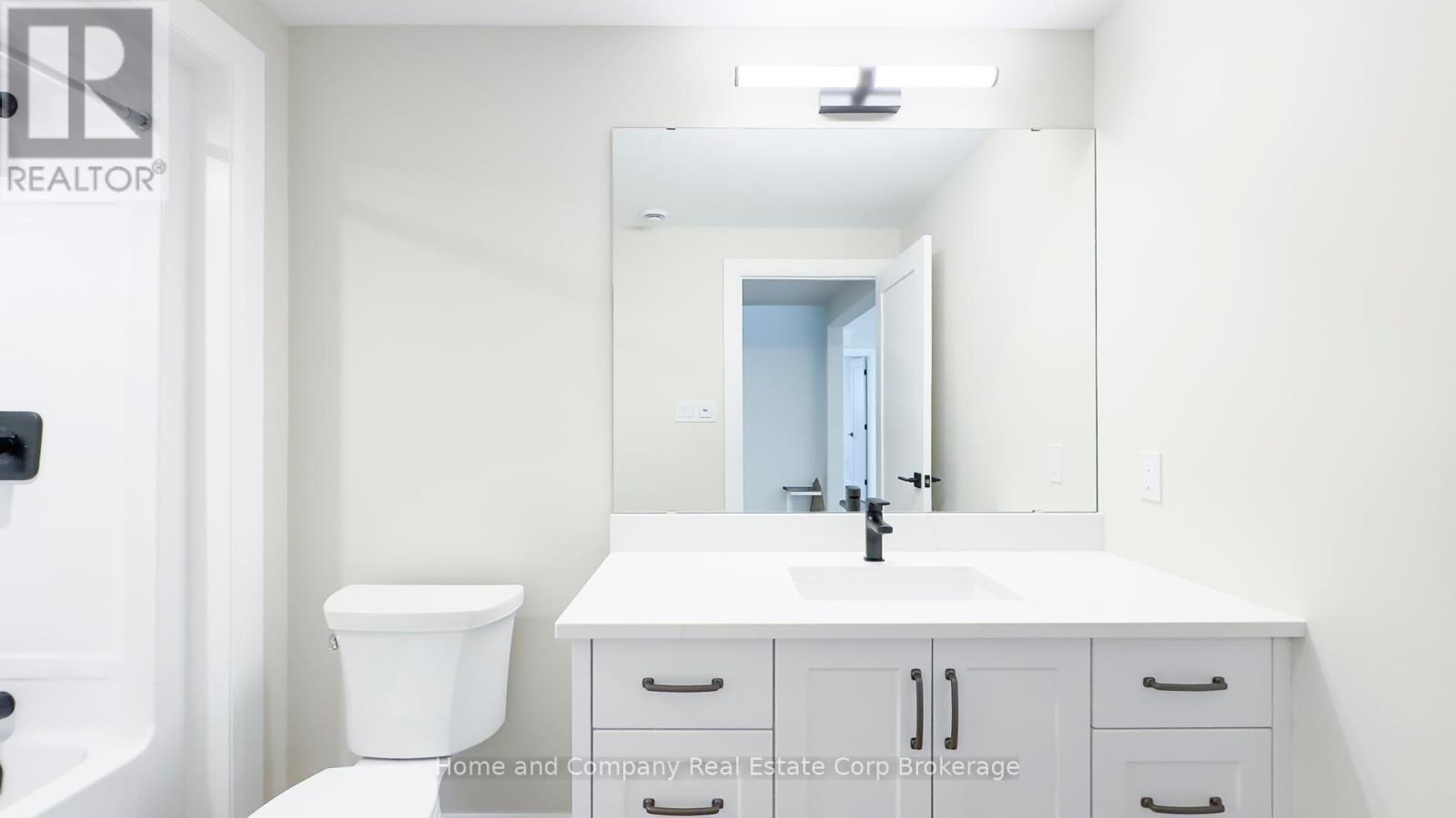 61 Deer Ridge Lane, Bluewater (Bayfield), ON - Indoor Photo Showing Bathroom