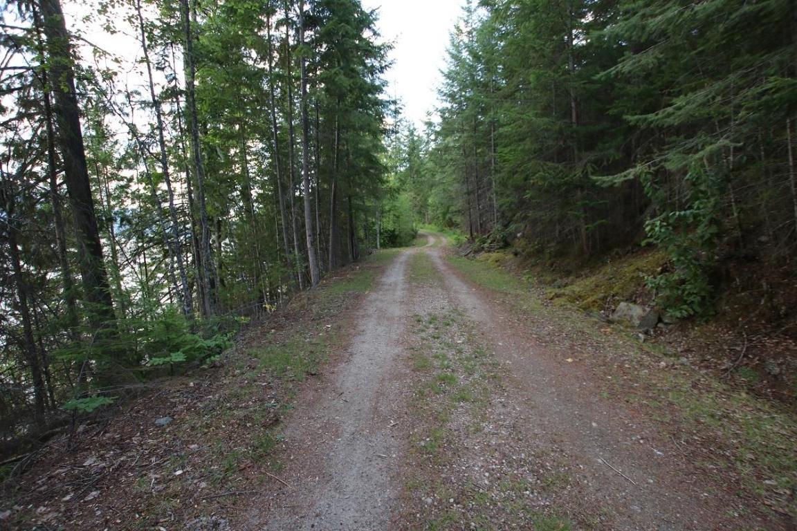5621 Highway 23, Nakusp, BC