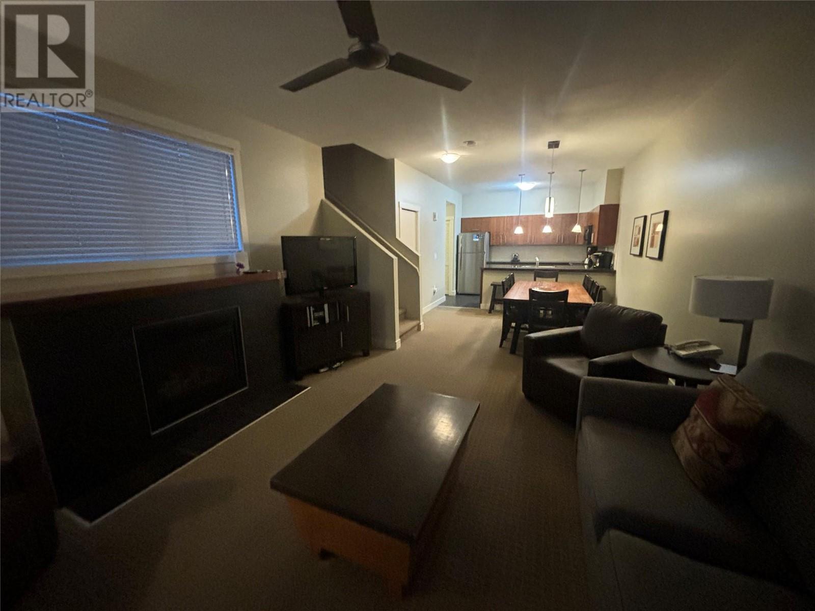 2049 Summit Drive Unit# 314D, Panorama, BC - Indoor