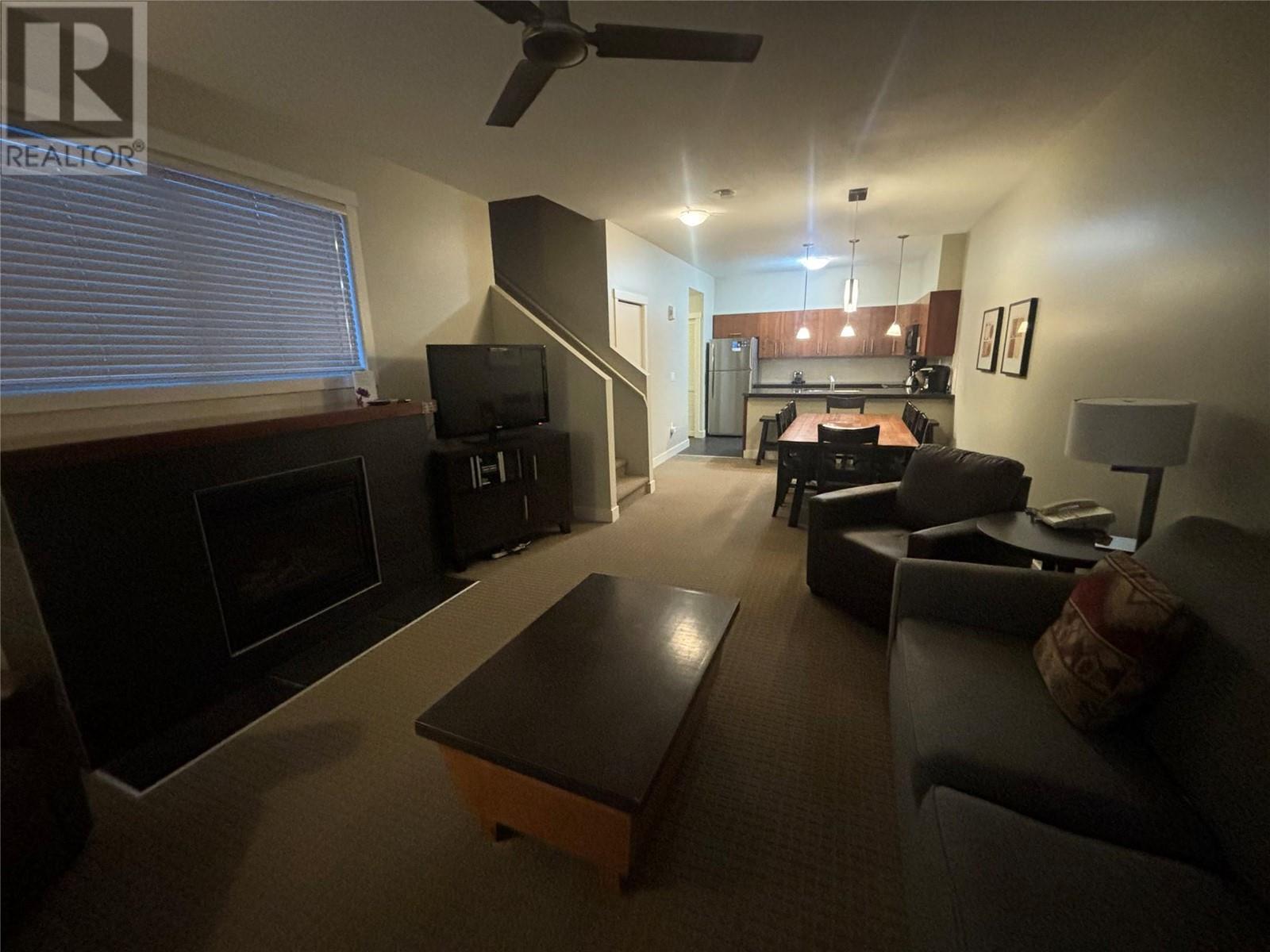 2049 Summit Drive Unit# 314D, Panorama, BC - Indoor