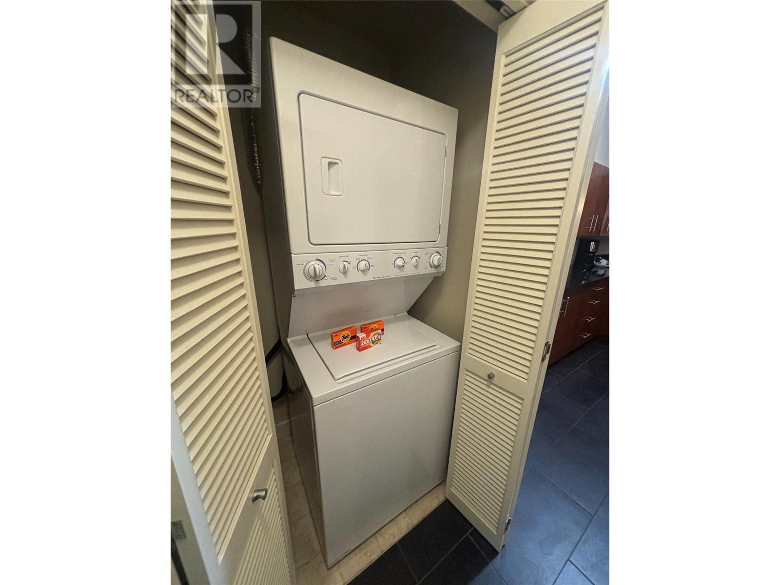2049 Summit Drive Unit# 314D, Panorama, BC - Indoor Photo Showing Laundry Room
