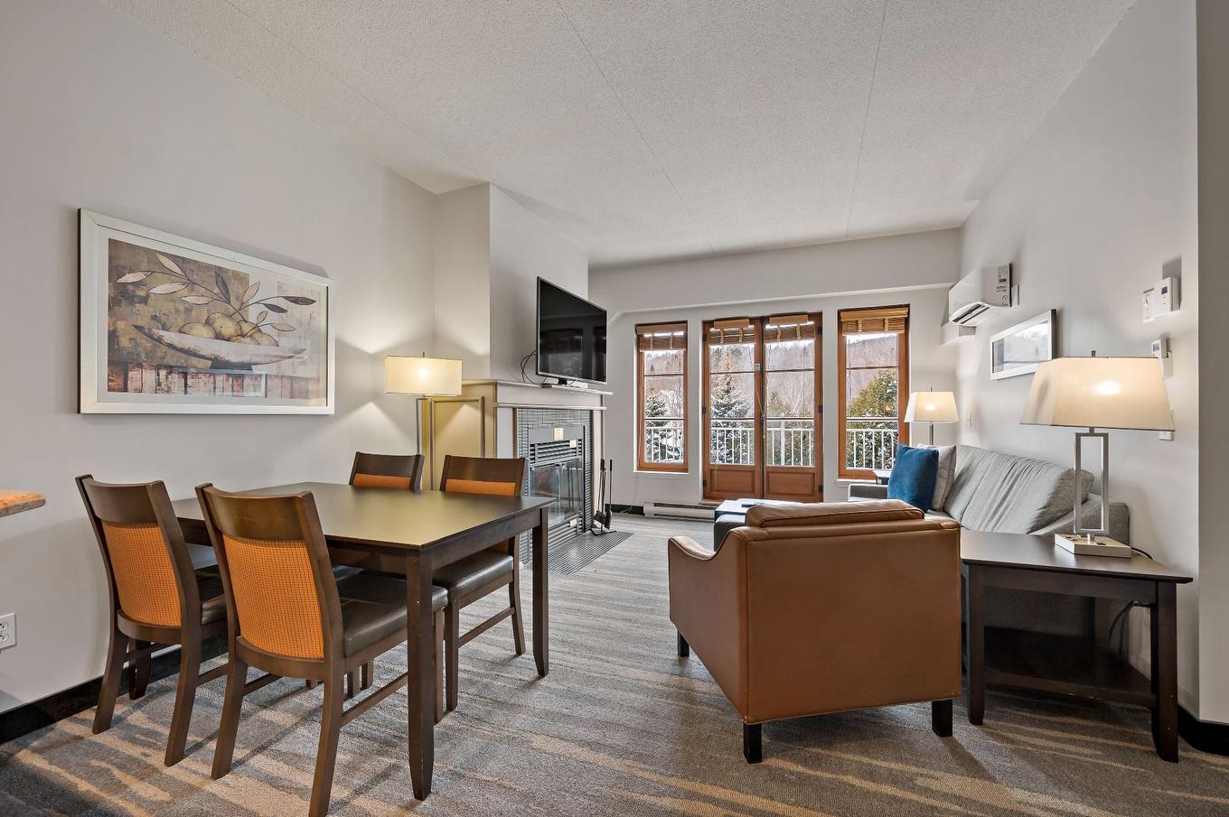 Dining room - 208-3035 Ch. De La Chapelle, Mont-Tremblant, QC - Indoor
