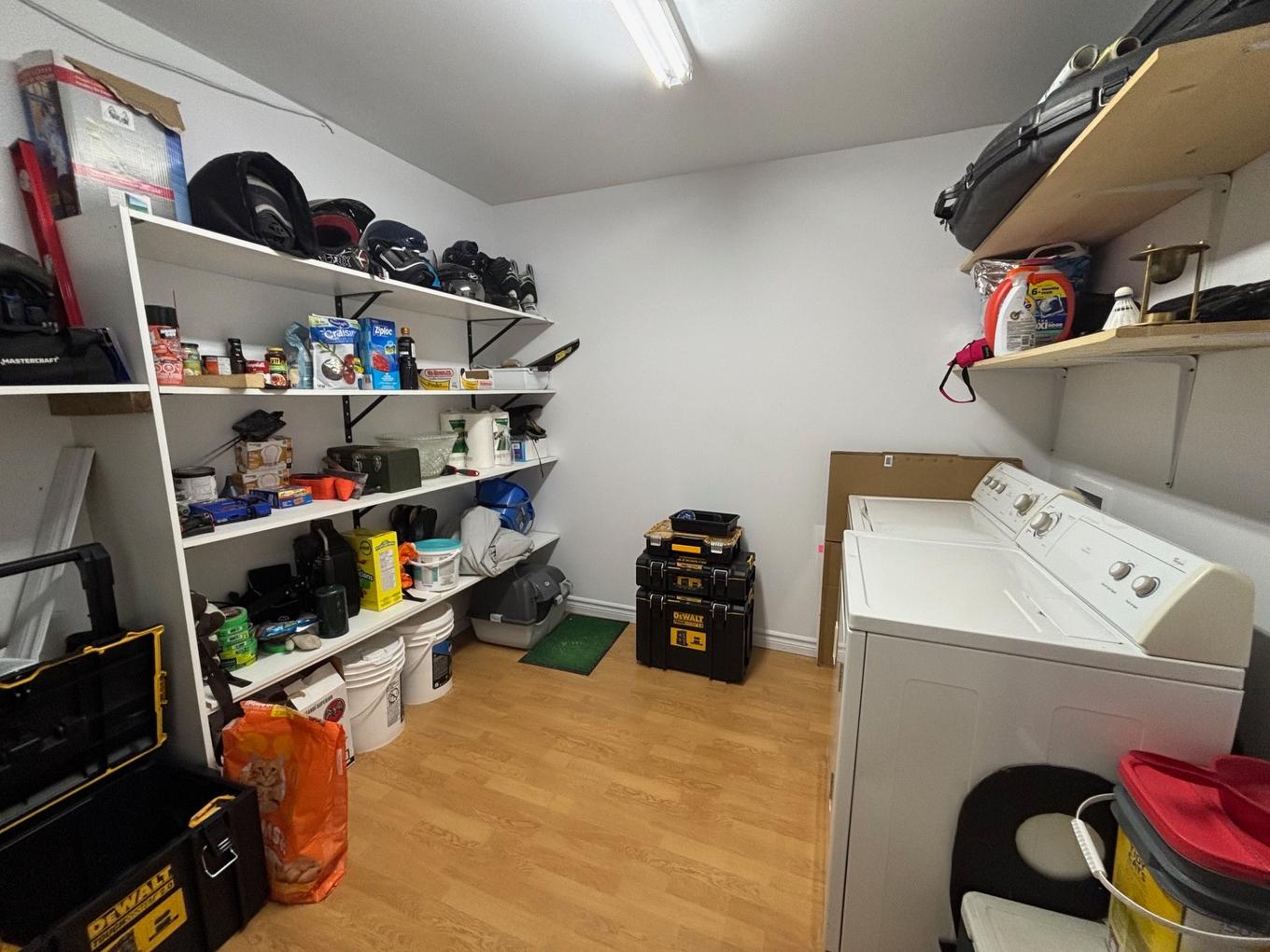 Laundry room - 180 Rue Principale, Grenville, QC - Indoor With Storage