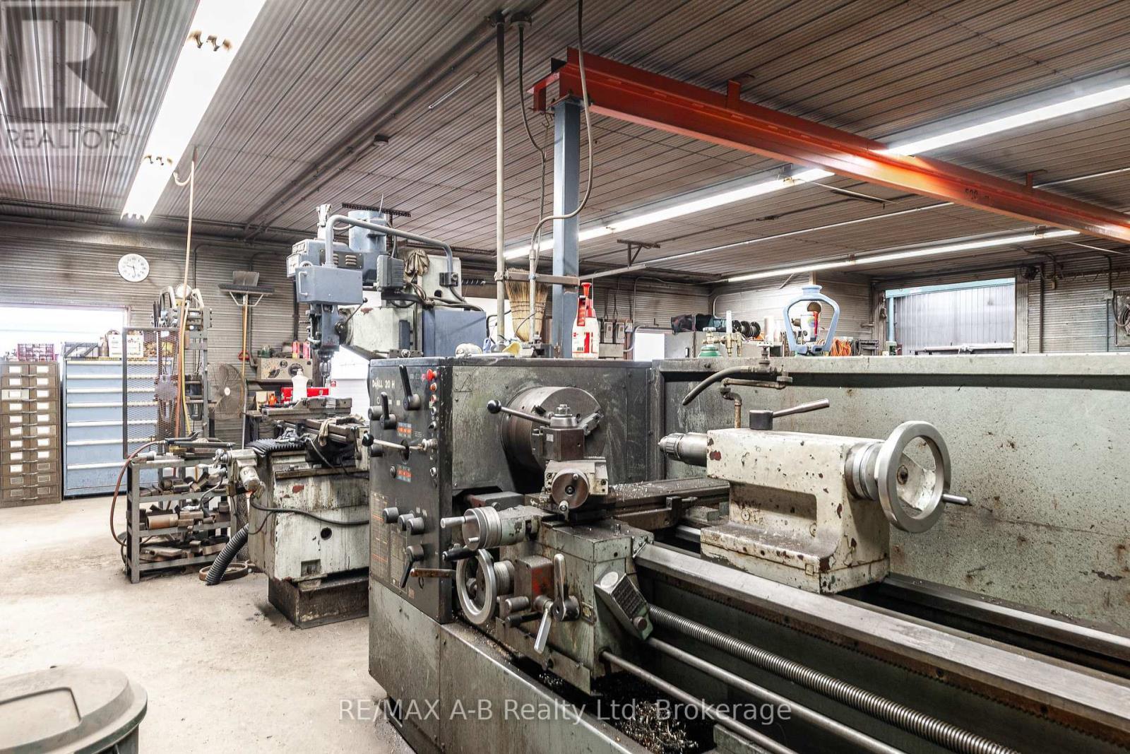 1 Industrial Road, St. Marys, ON