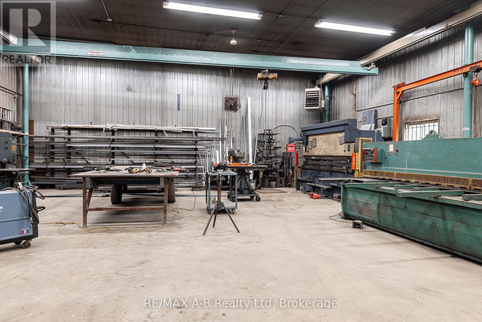 1 Industrial Road, St. Marys, ON