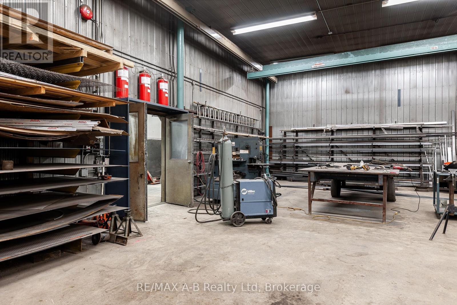 1 Industrial Road, St. Marys, ON