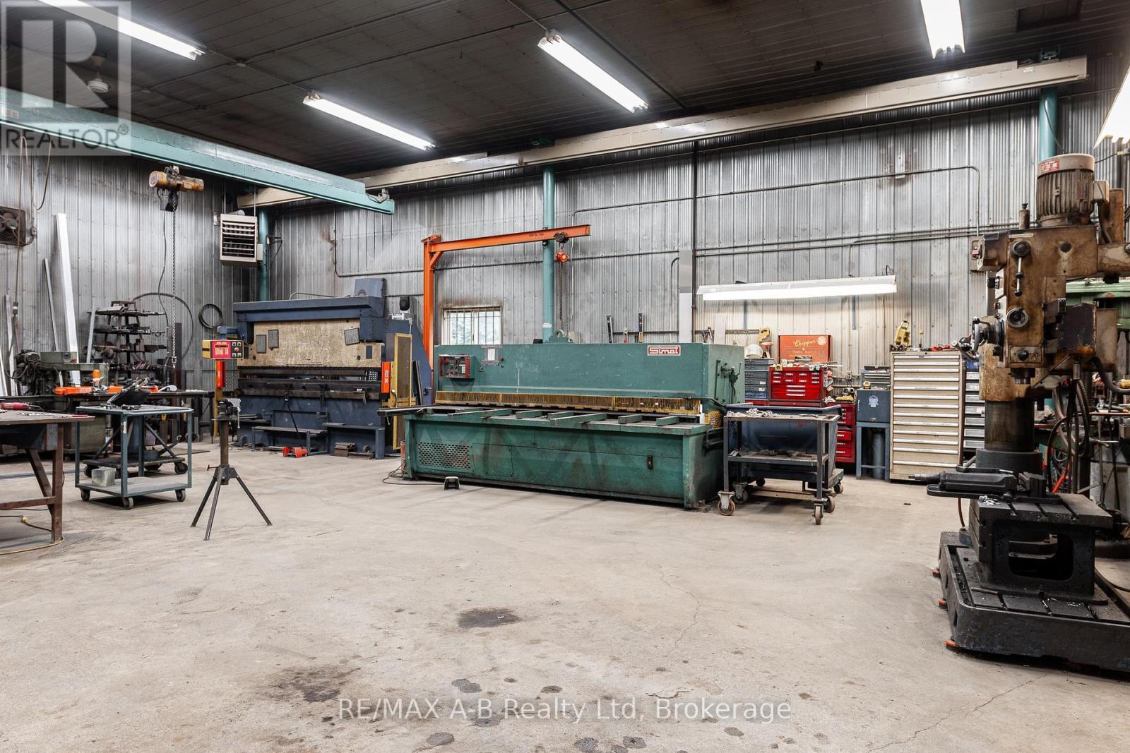 1 Industrial Road, St. Marys, ON