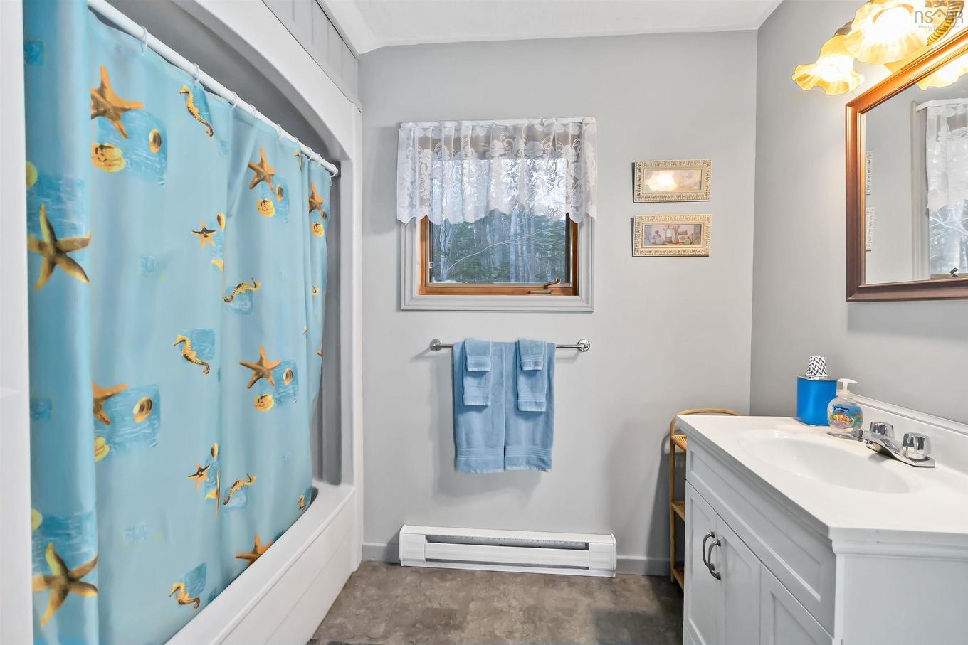 4 11 Beach View Lane, Summerville Centre, NS