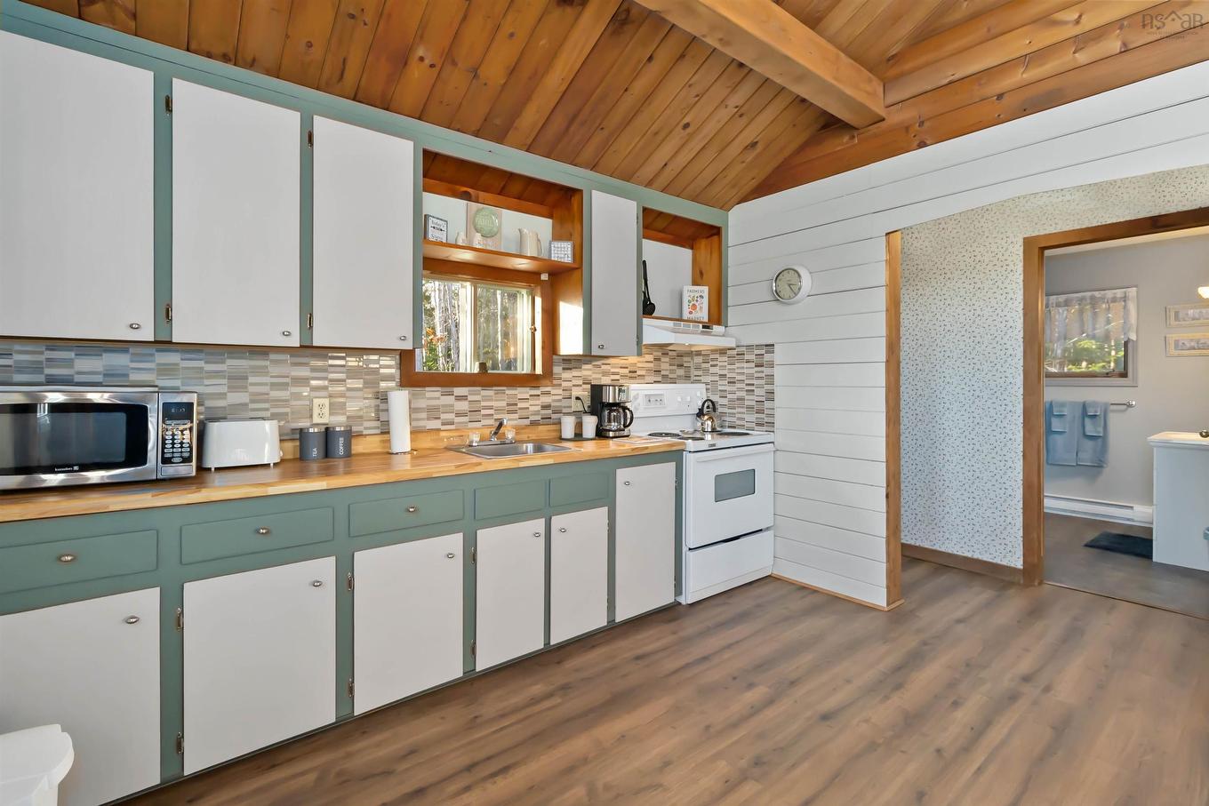 4 11 Beach View Lane, Summerville Centre, NS