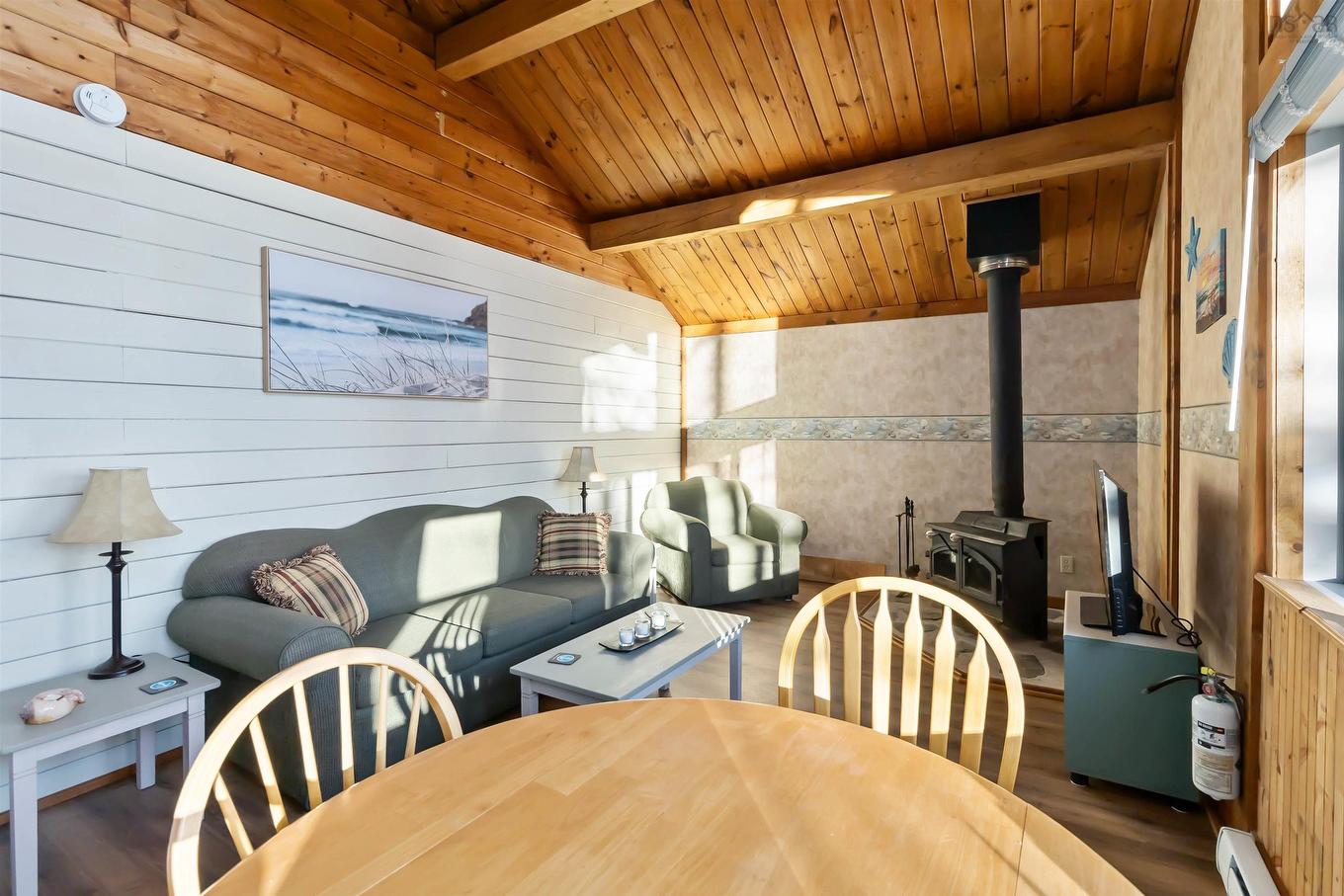 4 11 Beach View Lane, Summerville Centre, NS