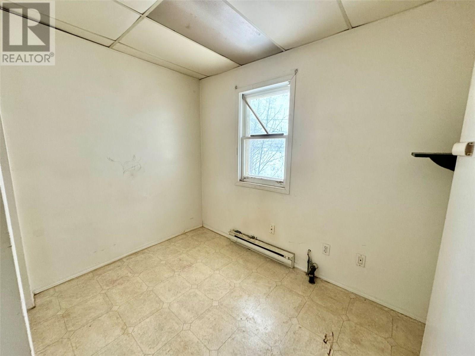 9804 17 Street, Dawson Creek, BC - Indoor Photo Showing Other Room