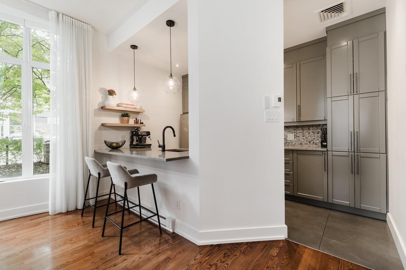 Cuisine - 110-1333 Rue Notre-Dame O., Montréal (Ville-Marie), QC - Indoor