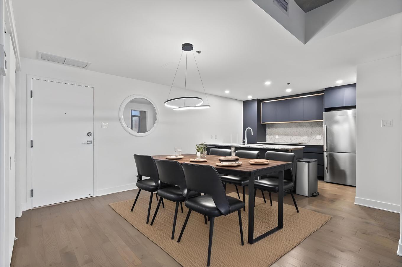 Dining room - 105-5505 Boul. Du Quartier, Brossard, QC - Indoor Photo Showing Other Room