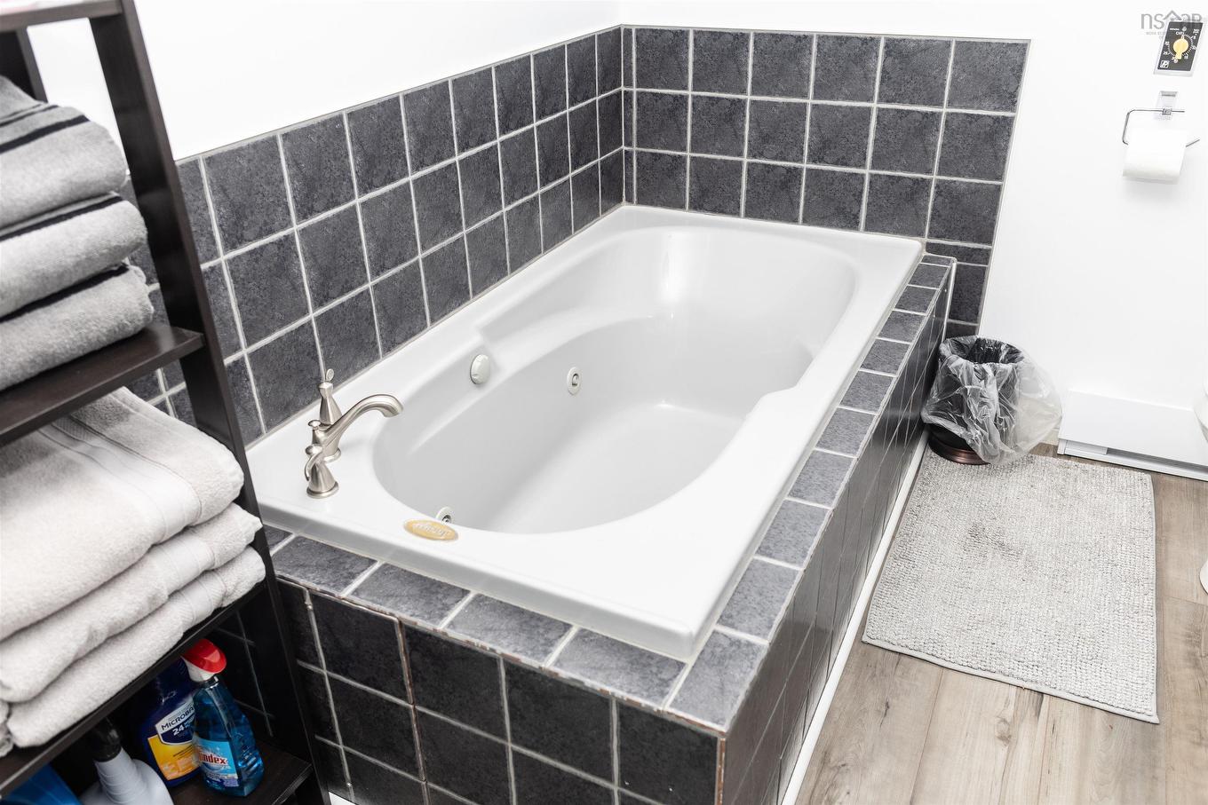 201 10430 Highway 201 Highway W, Meadowvale, NS