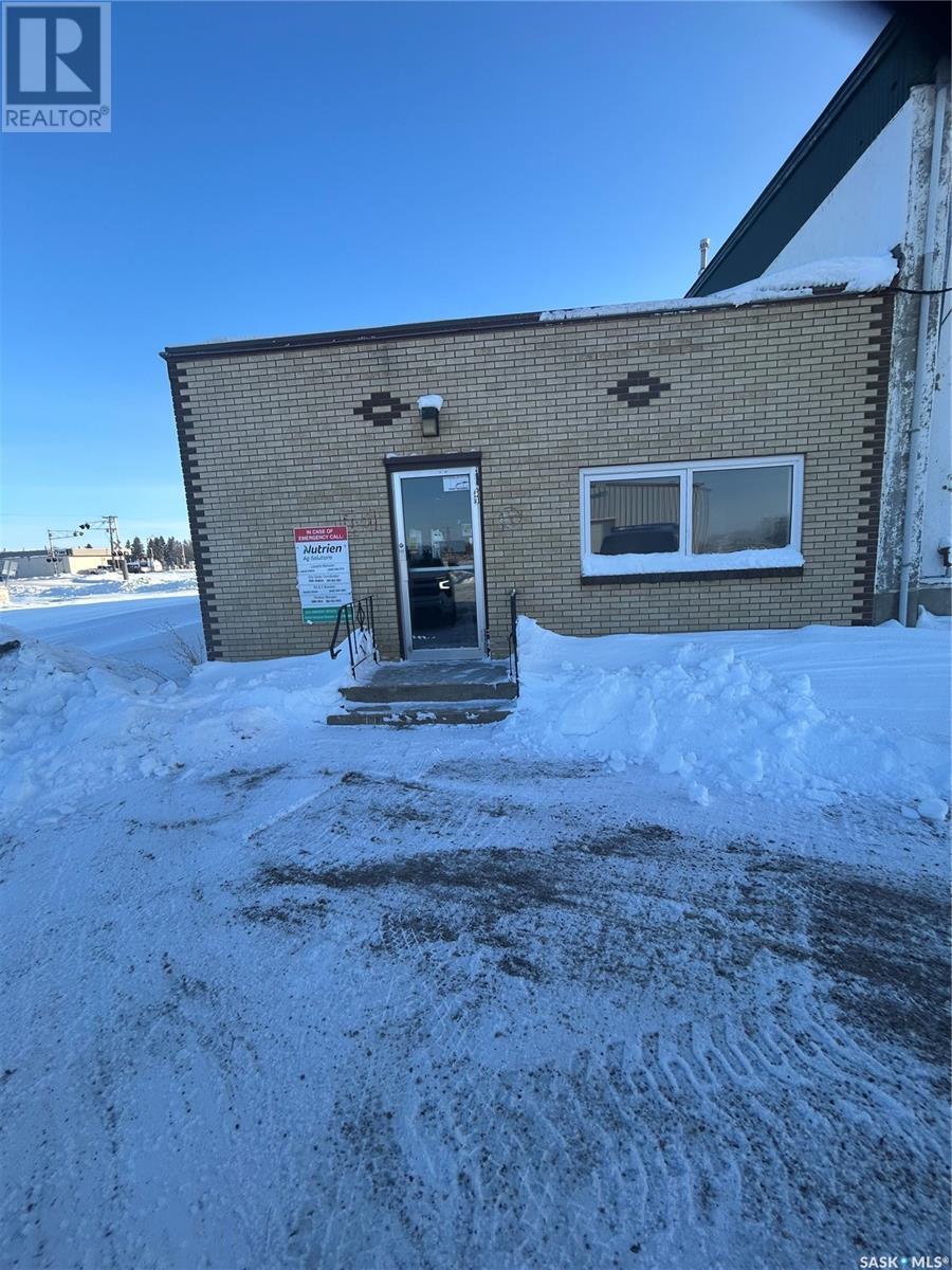 402 First Avenue W, Canora, SK