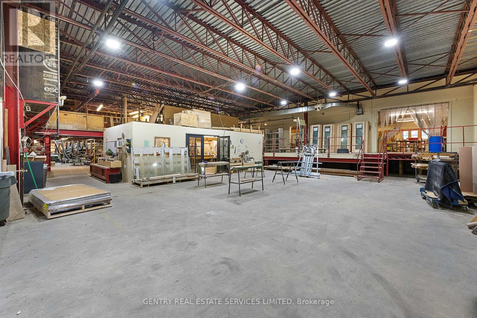 Floor - 14 Conway Street, Madawaska Valley, ON