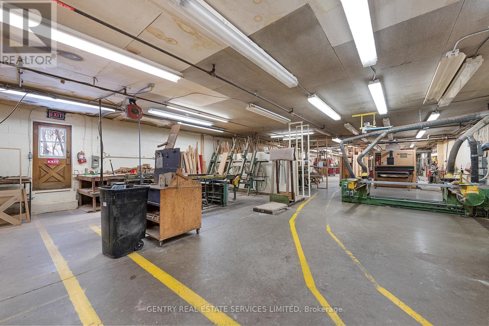 Floor - 14 Conway Street, Madawaska Valley, ON