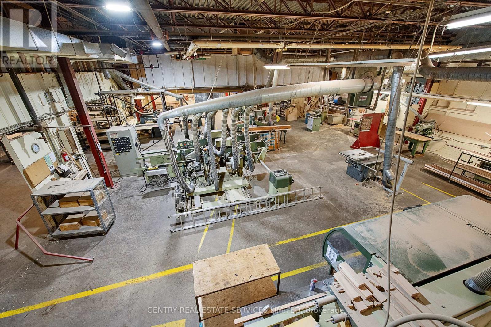 Floor - 14 Conway Street, Madawaska Valley, ON