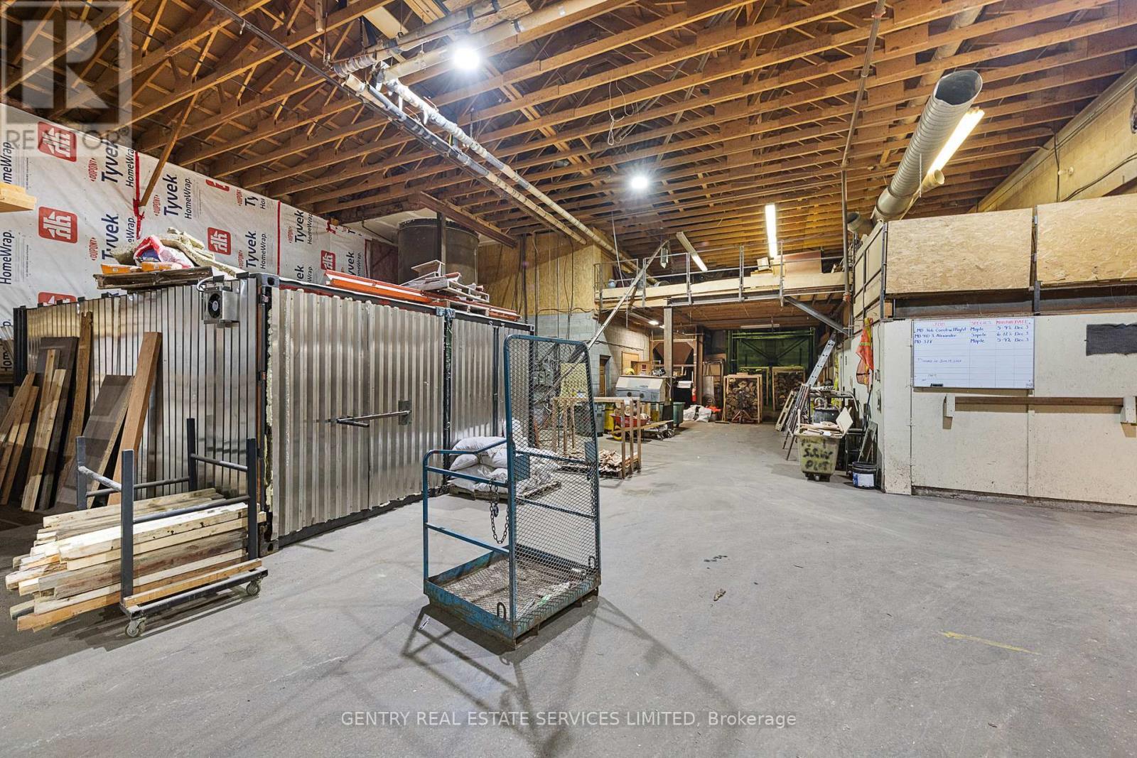 Floor - 14 Conway Street, Madawaska Valley, ON