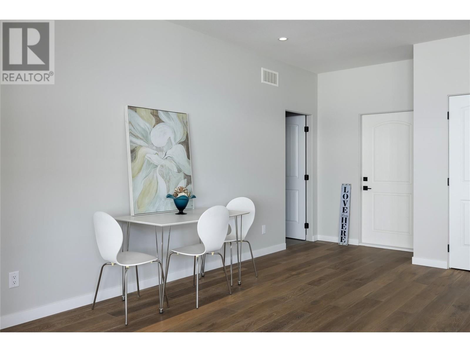 595 Vineyard Way N Unit# 9, Vernon, BC - Indoor Photo Showing Other Room