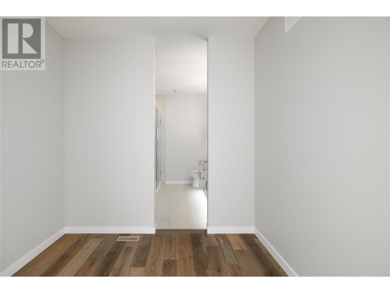 595 Vineyard Way N Unit# 9, Vernon, BC - Indoor Photo Showing Other Room