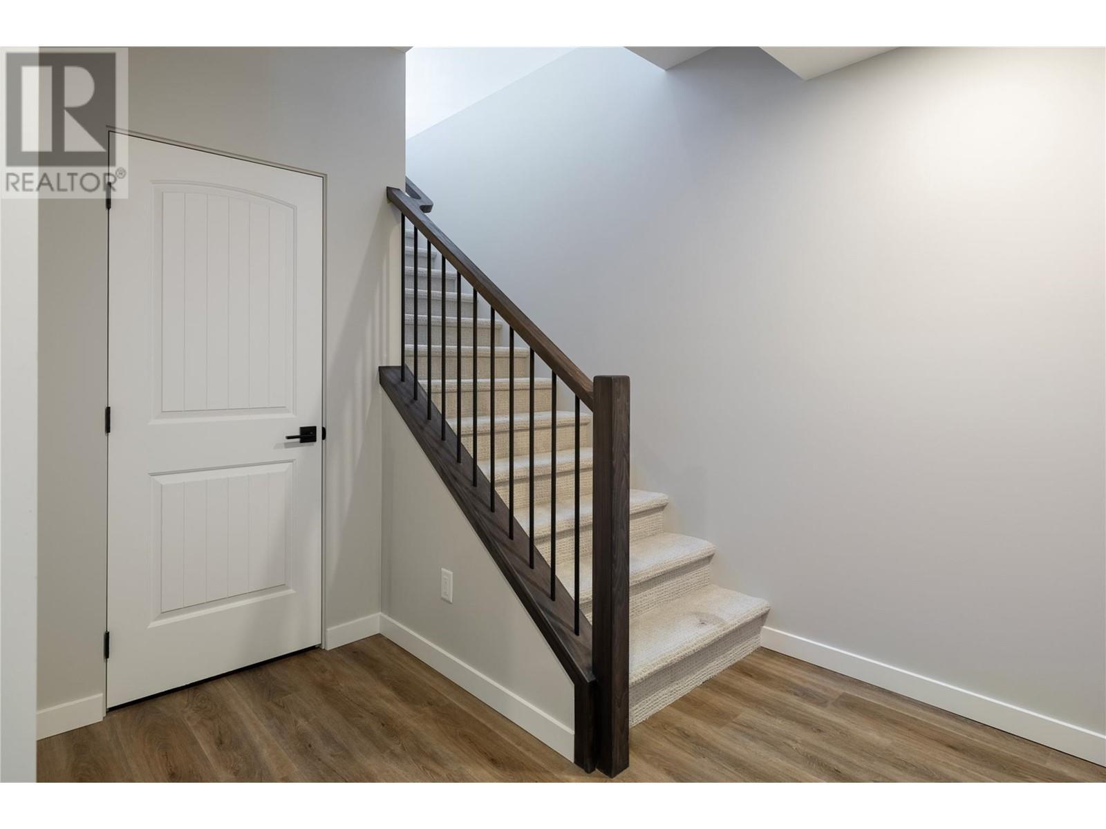 595 Vineyard Way N Unit# 9, Vernon, BC - Indoor Photo Showing Other Room