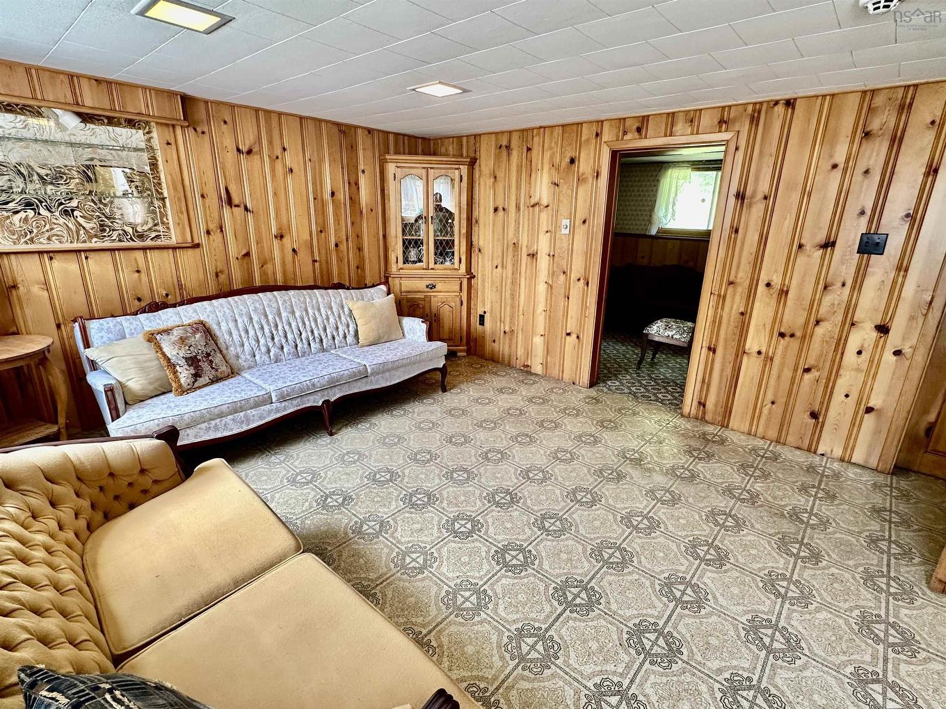 75 Tupper Street, Milton, NS