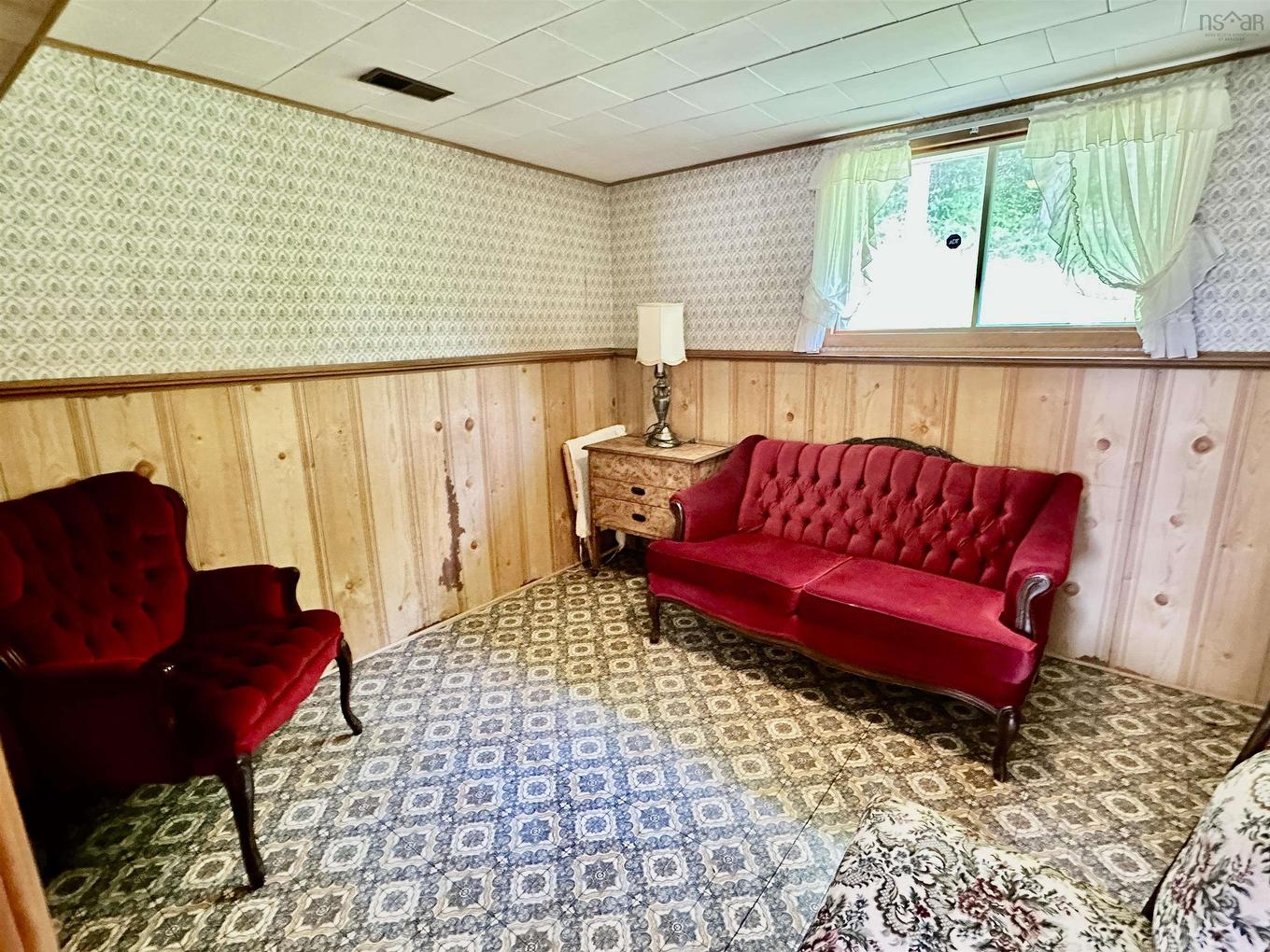 75 Tupper Street, Milton, NS