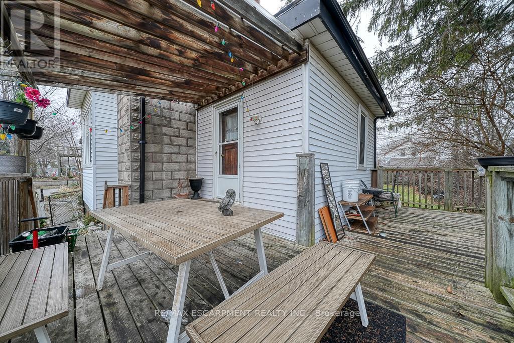 171 Owen Street, Norfolk, ON - Outdoor With Deck Patio Veranda With Exterior