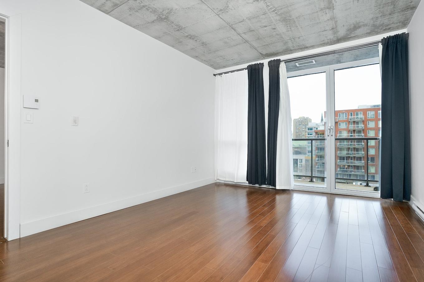 Living room - 806-1199 Rue Bishop, Montréal (Ville-Marie), QC - Indoor Photo Showing Other Room