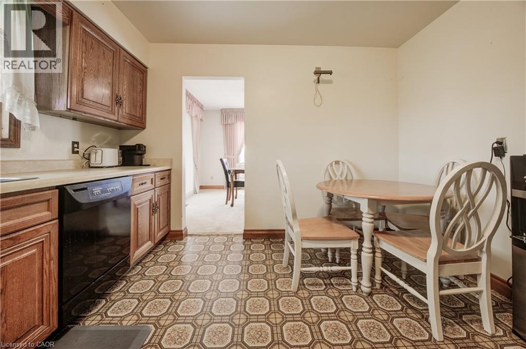 dining room - 345 Governors Road E, Paris, ON - Indoor