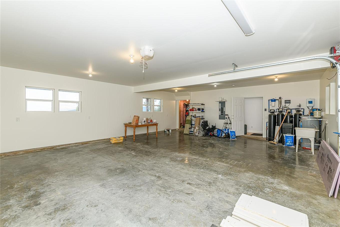 879 Rainbow Rd, Salt Spring, BC