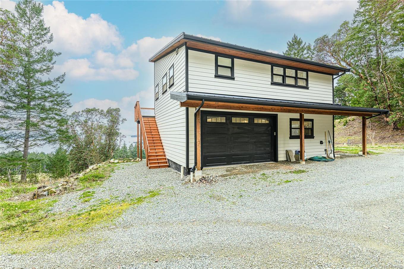 879 Rainbow Rd, Salt Spring, BC