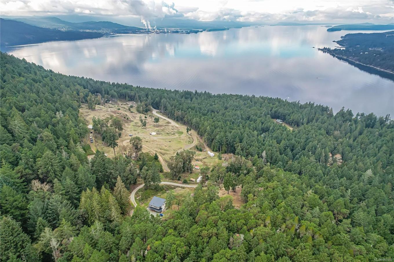 879 Rainbow Rd, Salt Spring, BC