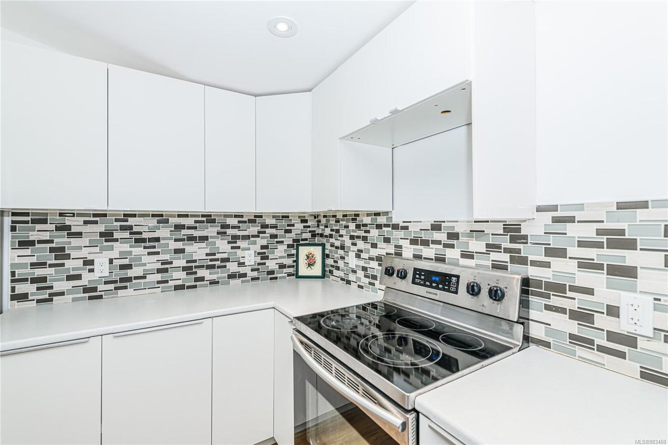 879 Rainbow Rd, Salt Spring, BC