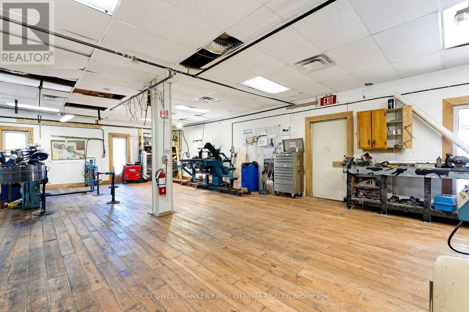 8687 Highway 511, Lanark Highlands, ON