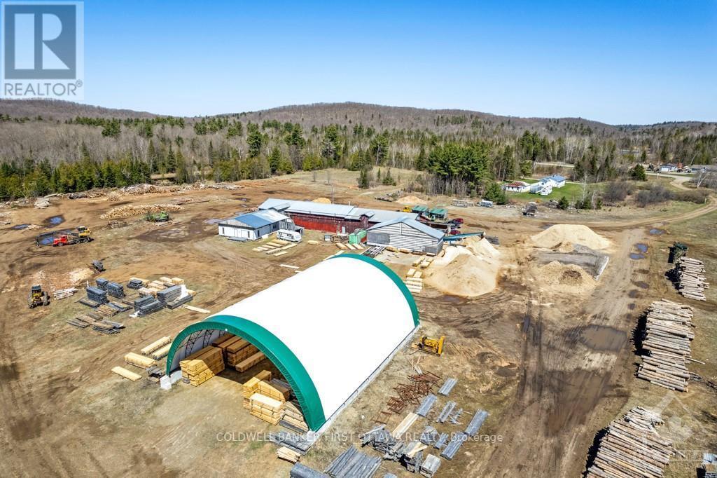 8687 Highway 511, Lanark Highlands, ON