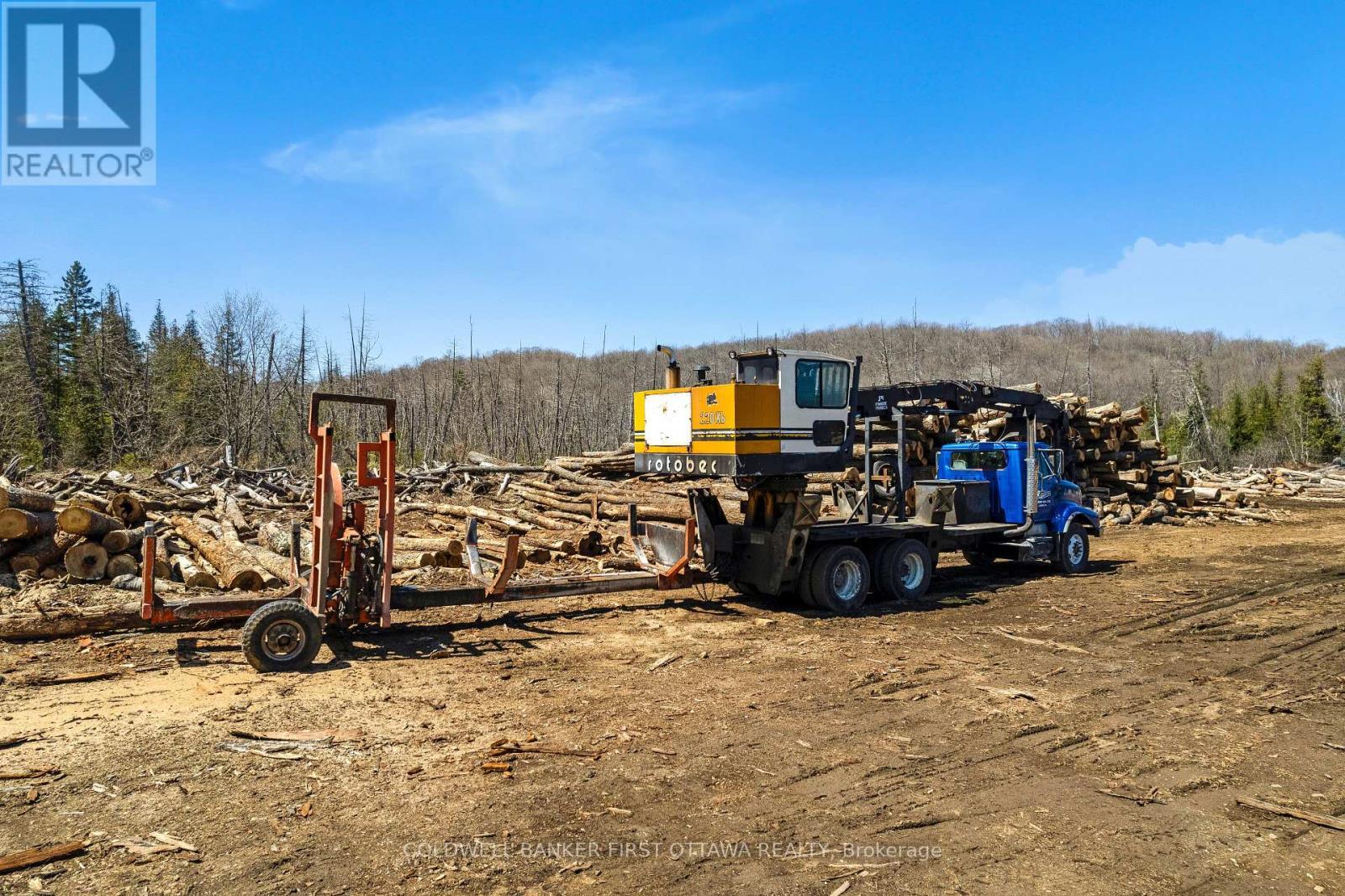 8687 Highway 511, Lanark Highlands, ON